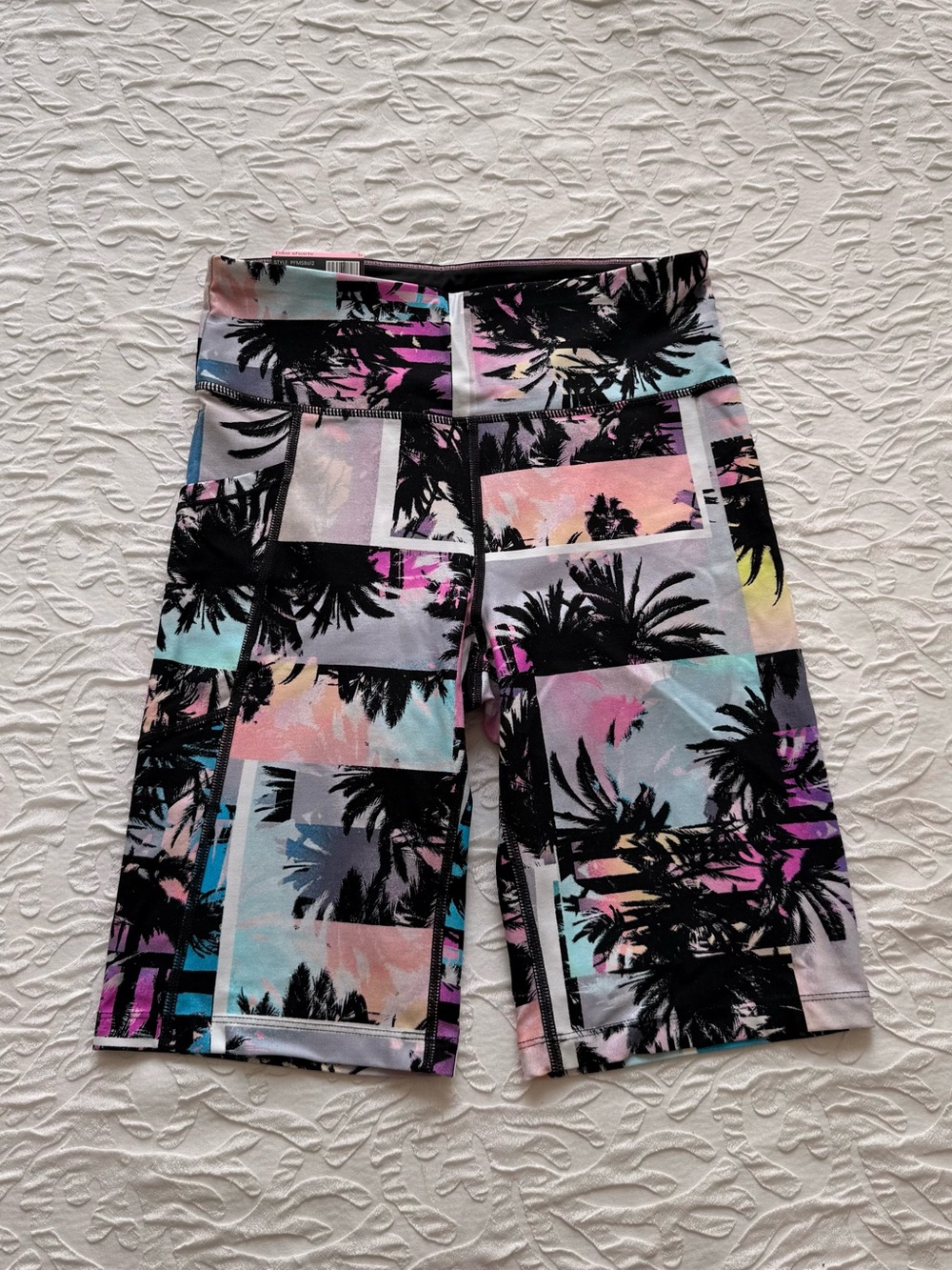 NWT Calvin Klein Bike Shorts Size Small 9” Inseam Side Pocket Palm Tree Print